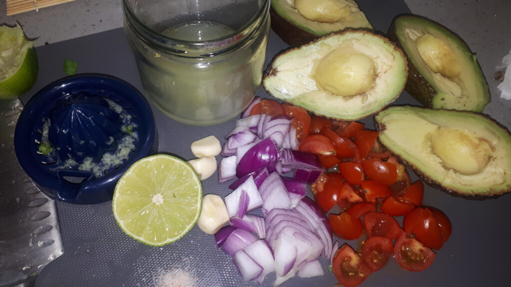 raw vegan guacamole ingredients