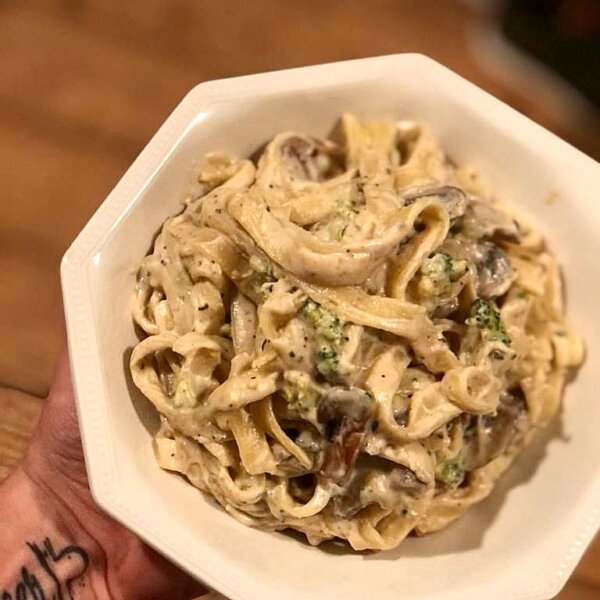 vegan mushroom alfredo